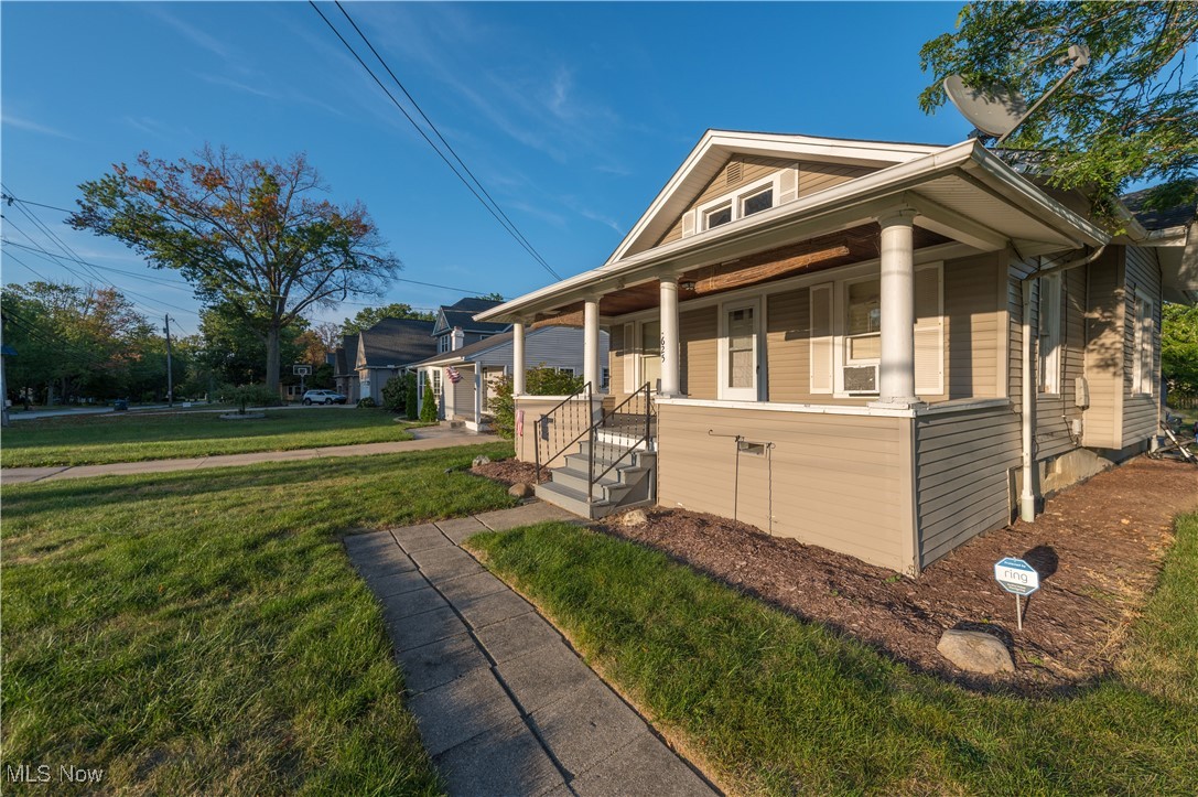 625 Bassett Road Bay Village OH 44140