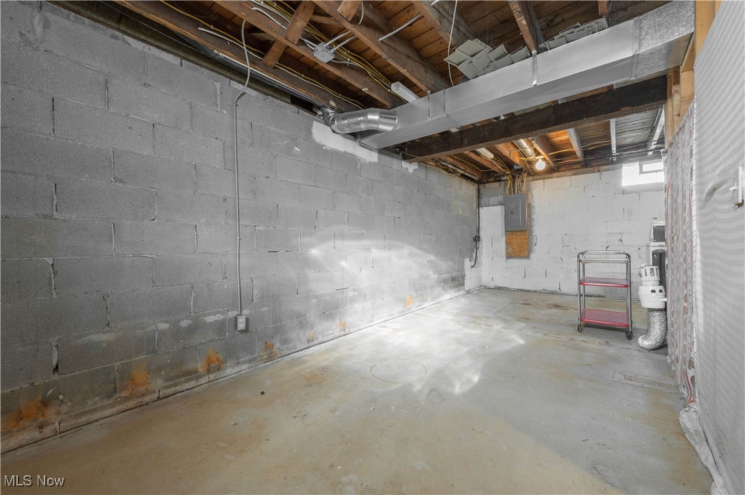 625 Bassett Road Bay Village OH 44140