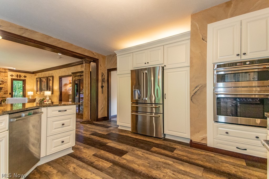 8200 Sheltered Cove Mentor OH 44060