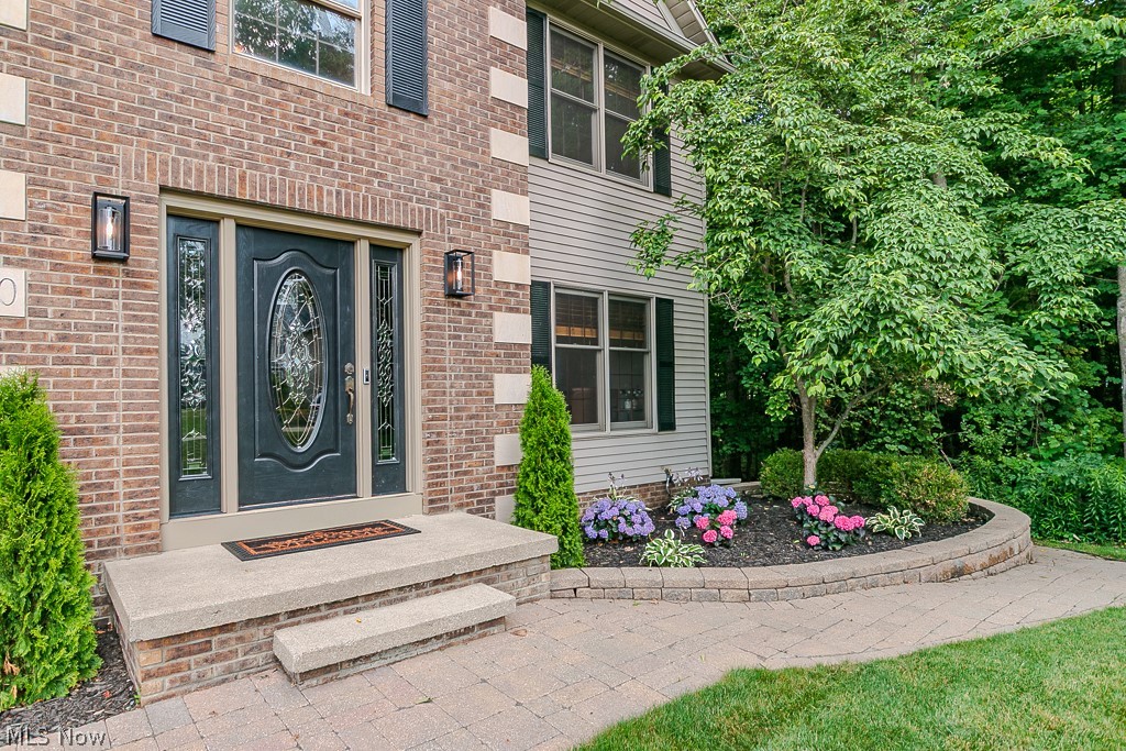 8200 Sheltered Cove Mentor OH 44060