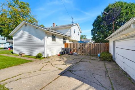 1295 Mohegan Trail Willoughby OH 44094