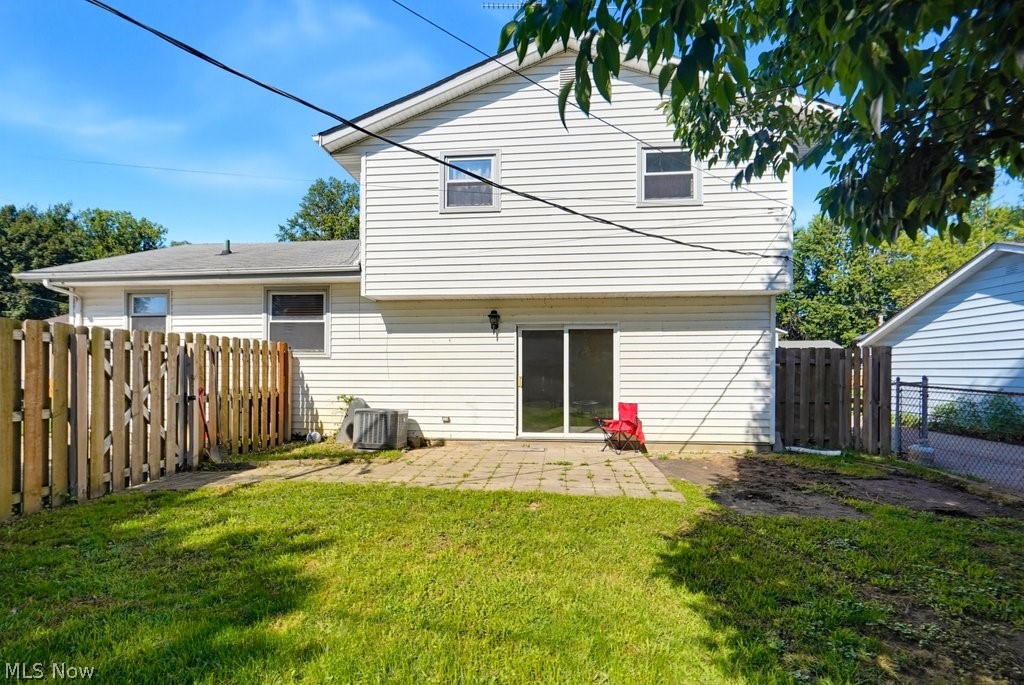 1295 Mohegan Trail Willoughby OH 44094