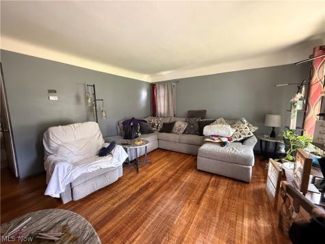 13701 Maple Leaf Drive Garfield Heights OH 44125