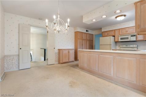 2240 Devonshire Drive NW Canton OH 44708