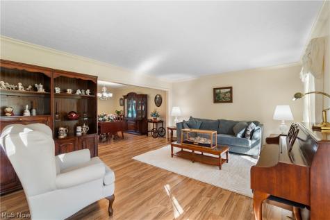 2180 Macon Court Westlake OH 44145