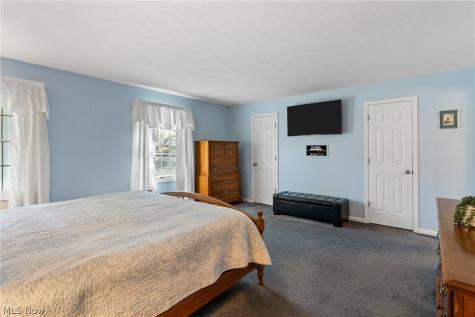 2180 Macon Court Westlake OH 44145