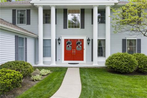2180 Macon Court Westlake OH 44145