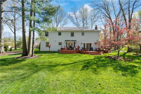 2180 Macon Court Westlake OH 44145