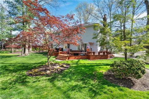 2180 Macon Court Westlake OH 44145
