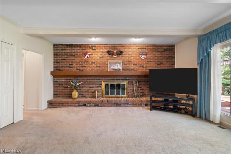 2180 Macon Court Westlake OH 44145