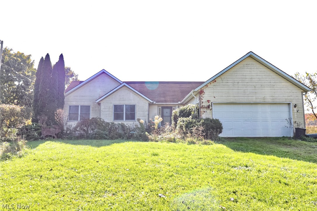 585 E Britton Road Creston OH 44217