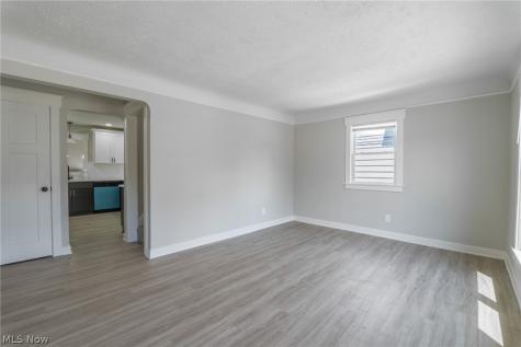 37 Arlington Circle Wickliffe OH 44092
