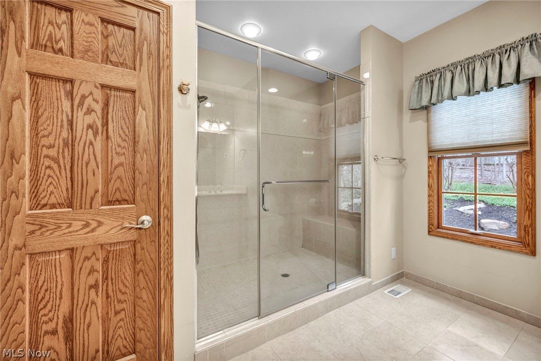 11280 Beechnut Lane Chardon OH 44024