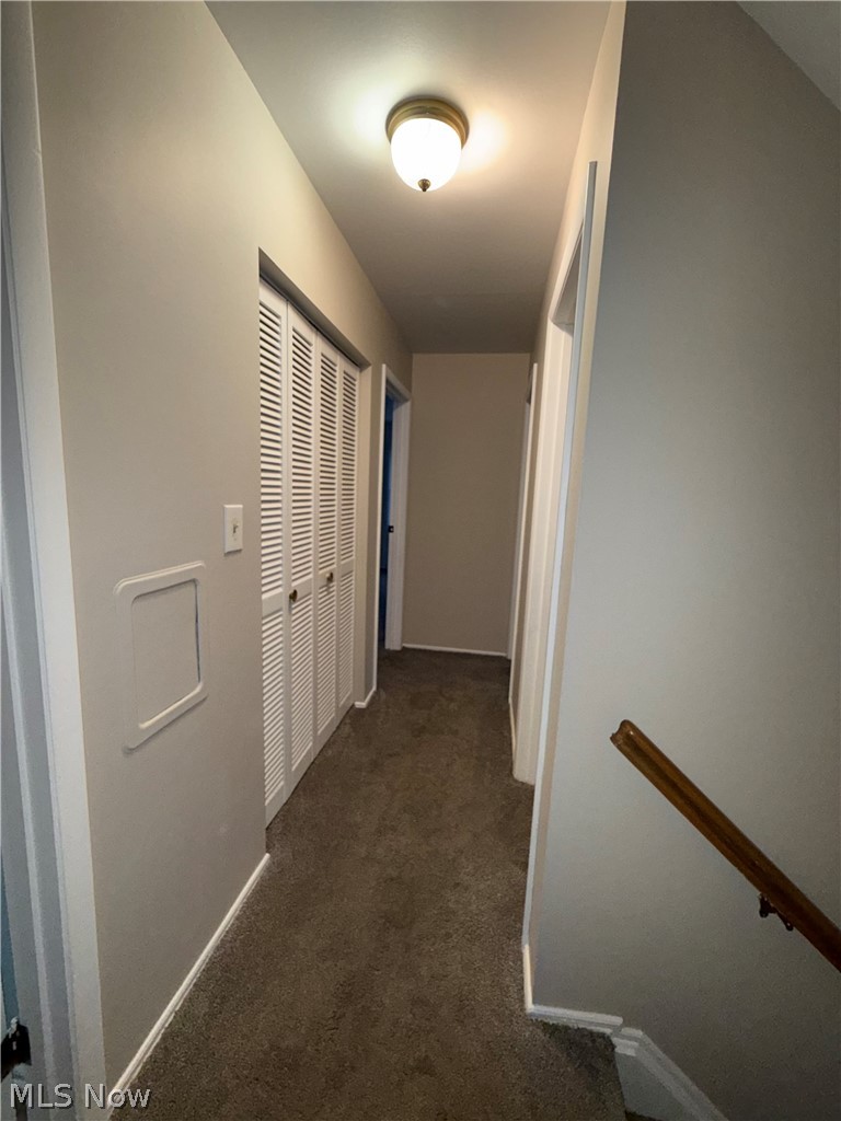 909 Thistle Place SE Warren OH 44484