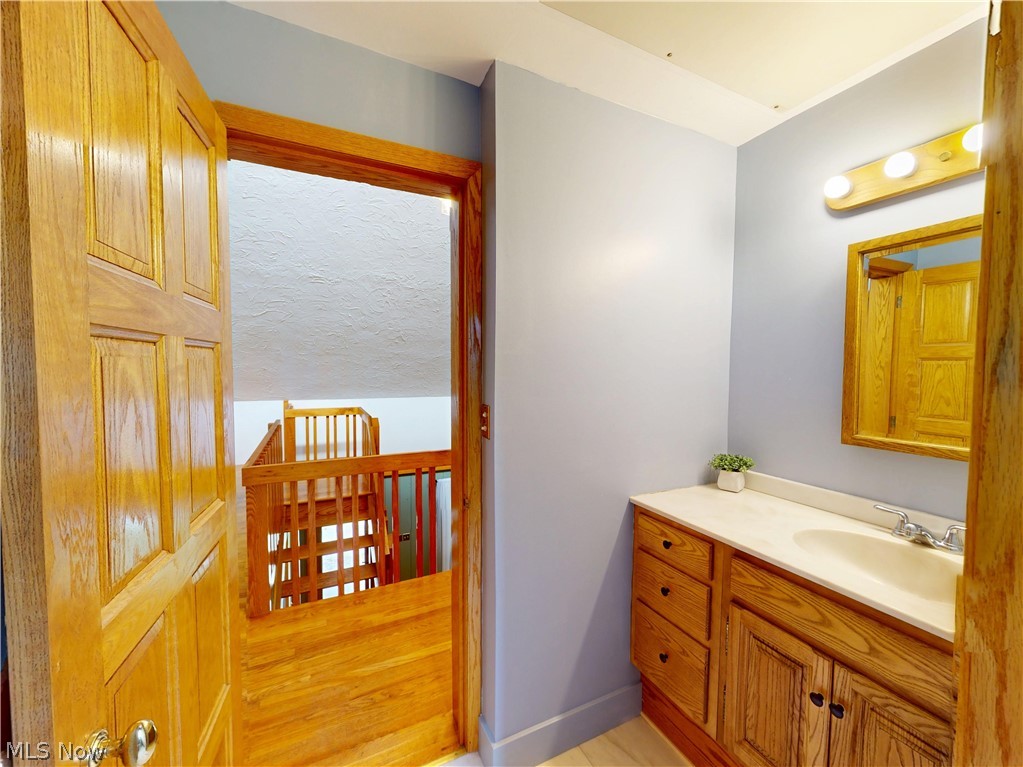 682 Rural Road Eastlake OH 44095