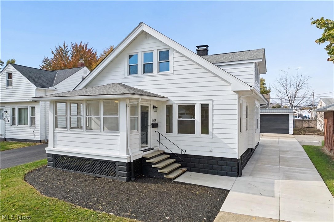 1514 Woodrow Avenue Mayfield Heights OH 44124
