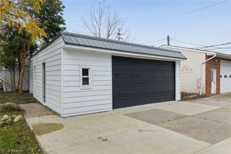 1514 Woodrow Avenue Mayfield Heights OH 44124