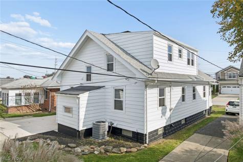 1514 Woodrow Avenue Mayfield Heights OH 44124