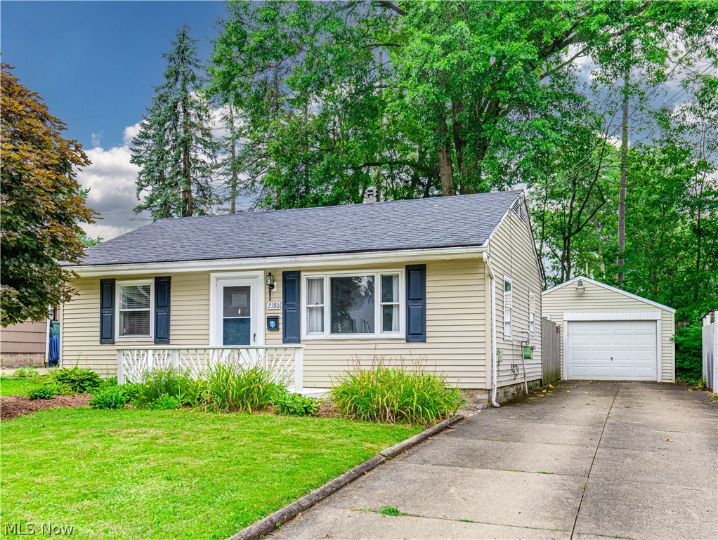 2180 Schubert Street Cuyahoga Falls OH 44221