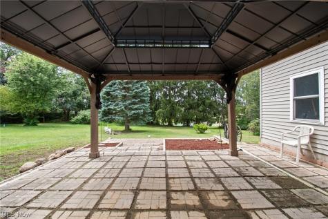 12685 Primrose Drive NE Hartville OH 44632