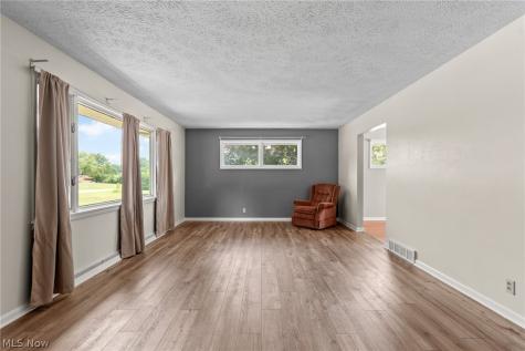 12685 Primrose Drive NE Hartville OH 44632