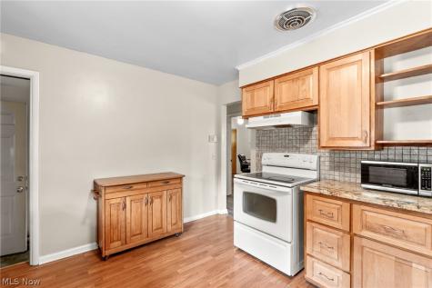 12685 Primrose Drive NE Hartville OH 44632