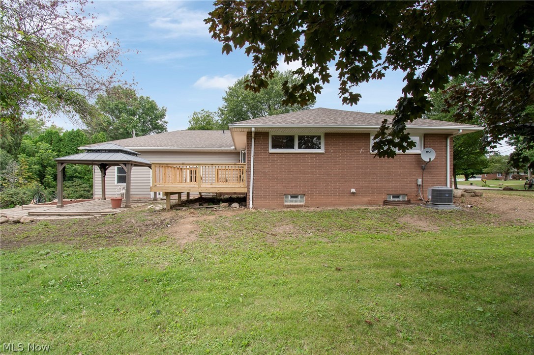 12685 Primrose Drive NE Hartville OH 44632