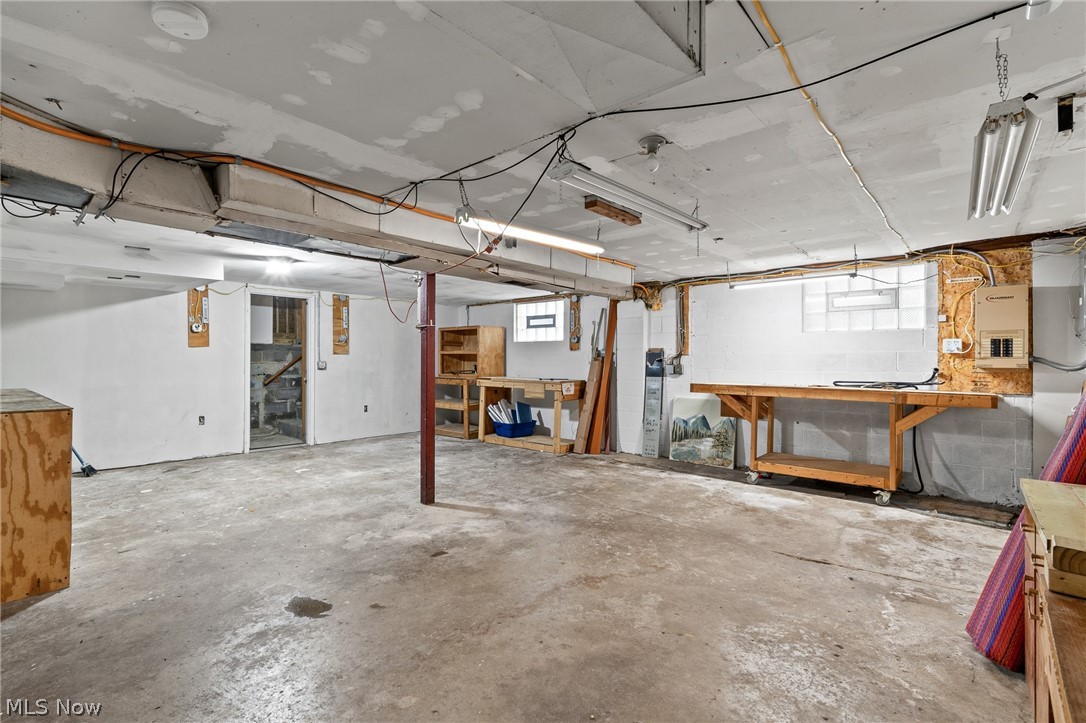 12685 Primrose Drive NE Hartville OH 44632
