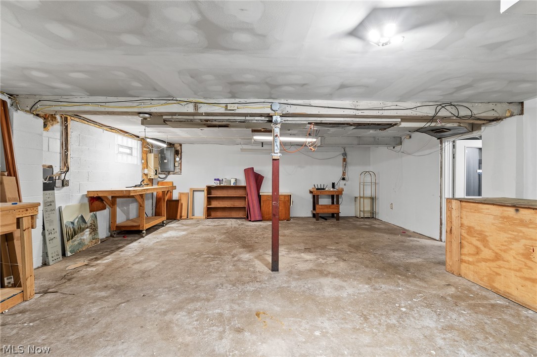 12685 Primrose Drive NE Hartville OH 44632