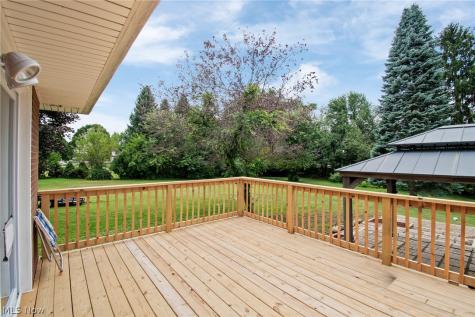 12685 Primrose Drive NE Hartville OH 44632
