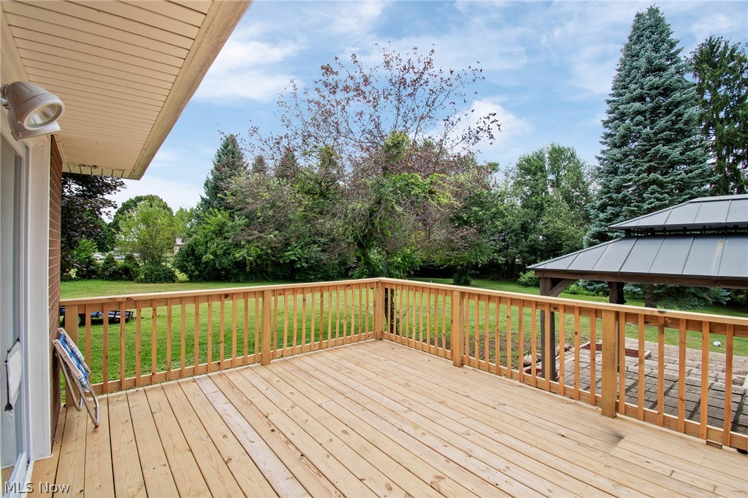 12685 Primrose Drive NE Hartville OH 44632