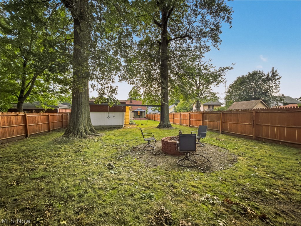375 Bonnie Brae Avenue SE Warren OH 44484