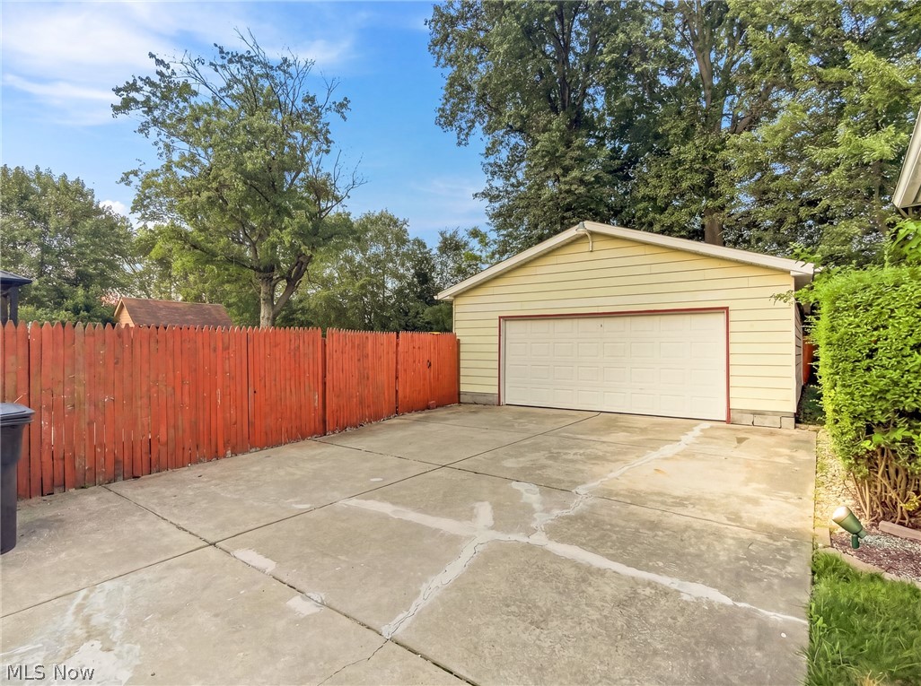375 Bonnie Brae Avenue SE Warren OH 44484