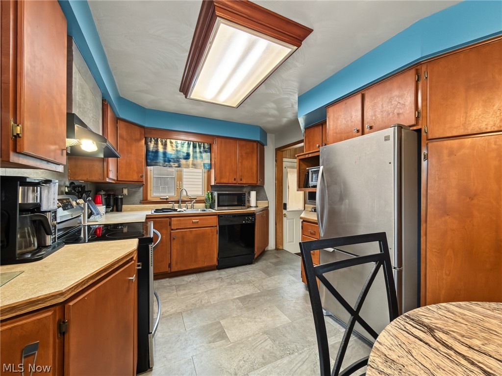 375 Bonnie Brae Avenue SE Warren OH 44484