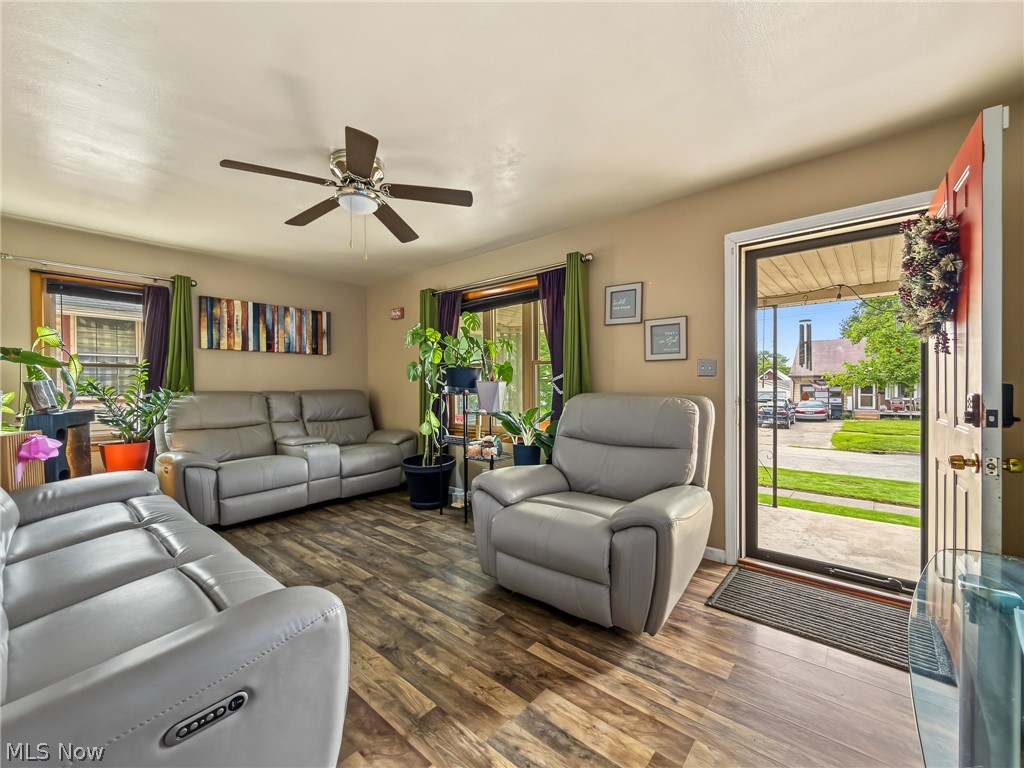375 Bonnie Brae Avenue SE Warren OH 44484