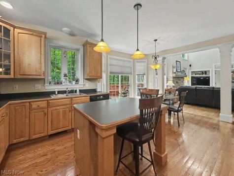 345 Knollwood Trail Richmond Heights OH 44143