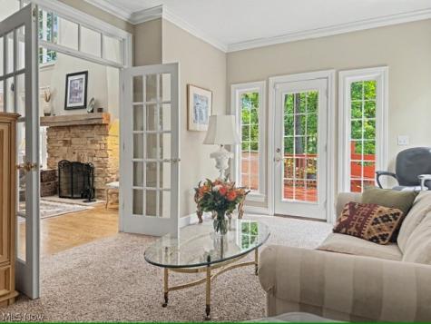 345 Knollwood Trail Richmond Heights OH 44143