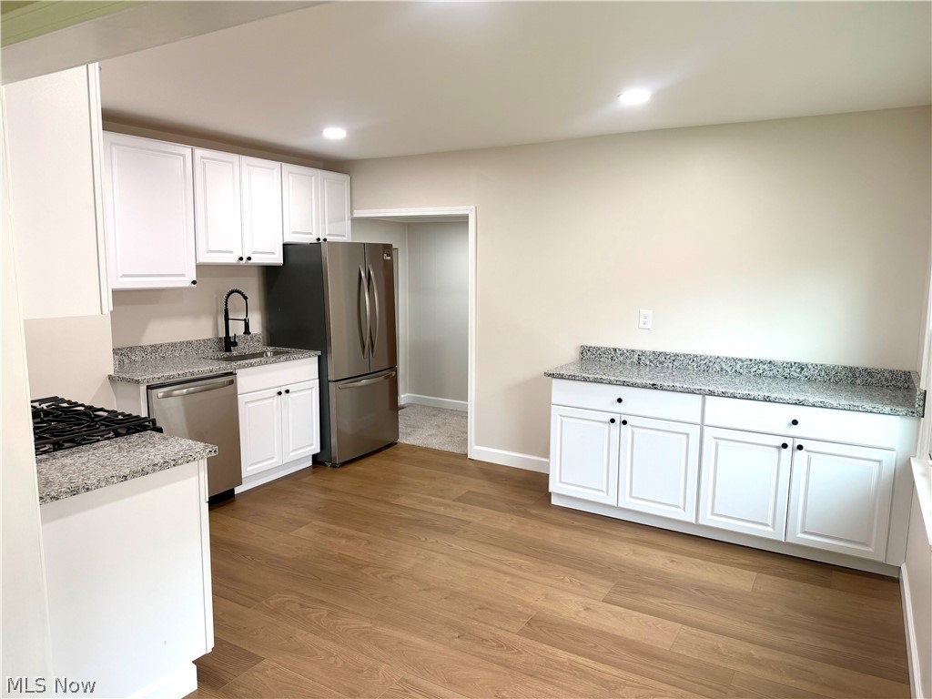 2065 Clermont Avenue NE Warren OH 44483