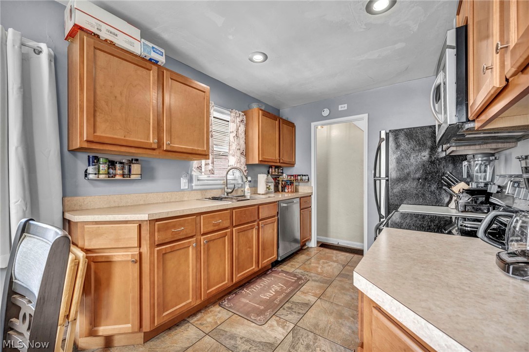 3001 Walbrook Avenue Cleveland OH 44109