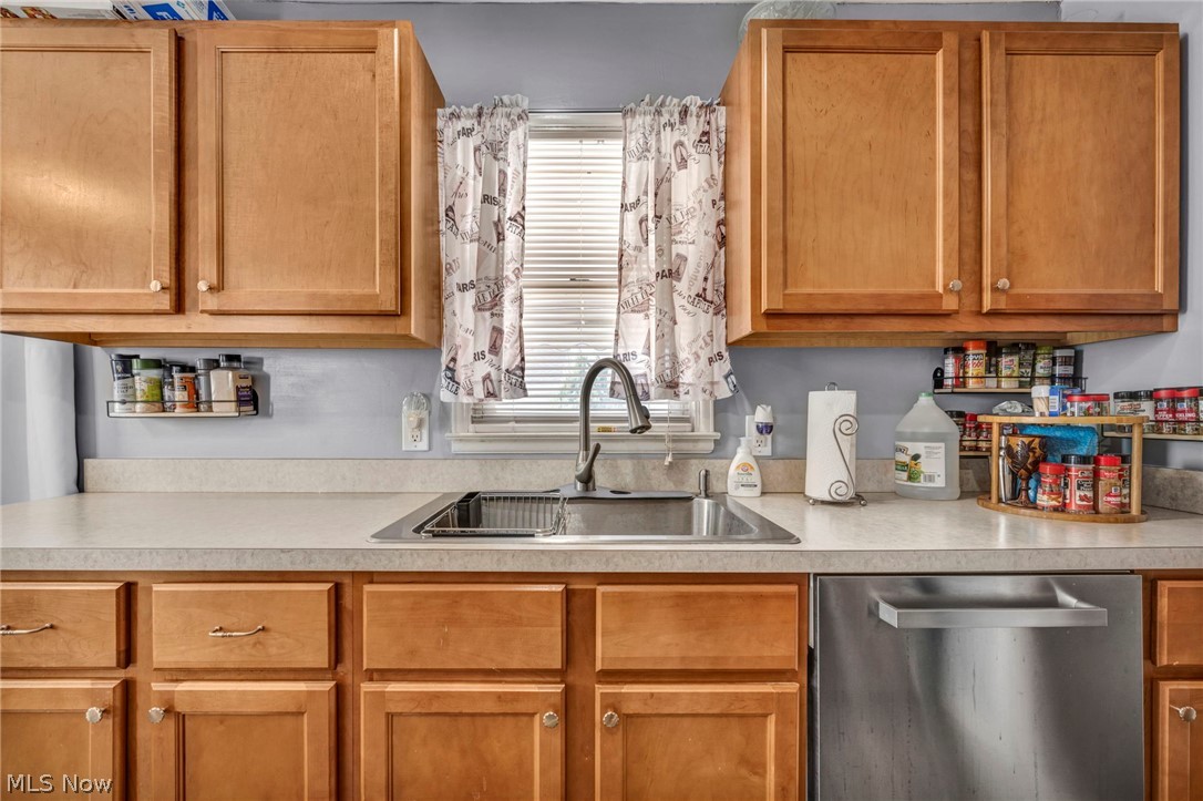 3001 Walbrook Avenue Cleveland OH 44109