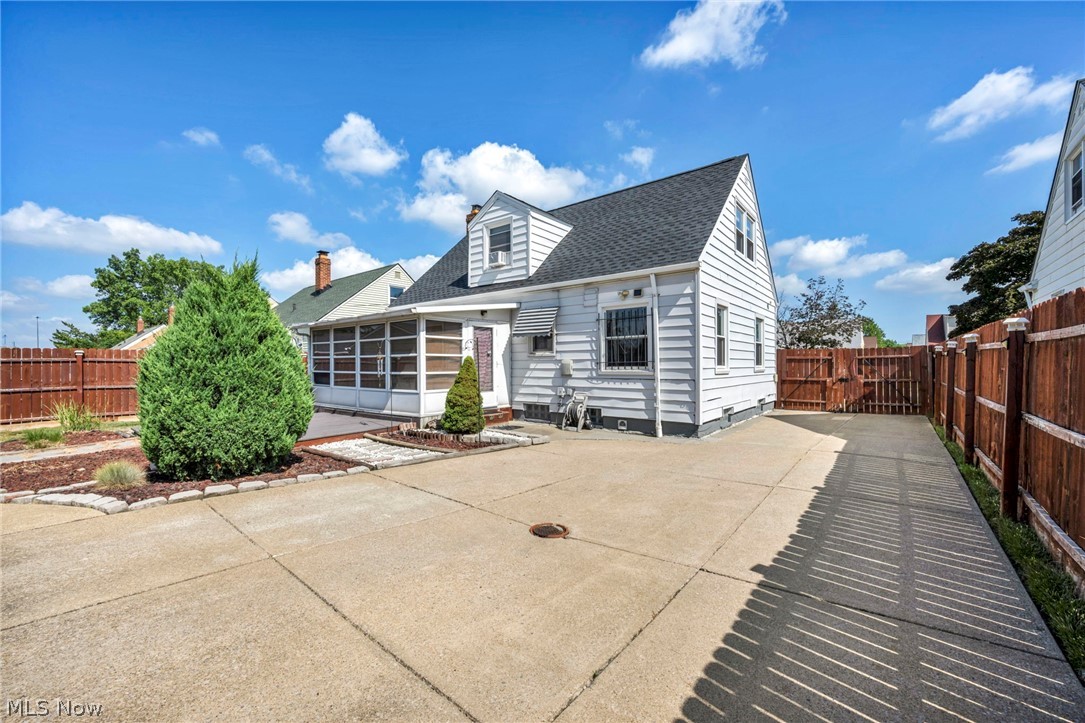 3001 Walbrook Avenue Cleveland OH 44109