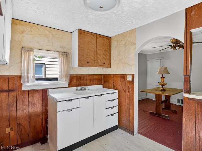 2145 Mcmyler Street NW Warren OH 44485