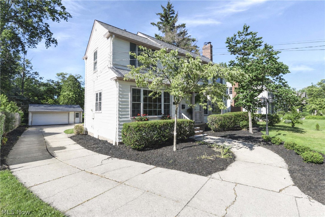 28302 W Oviatt Road Bay Village OH 44140