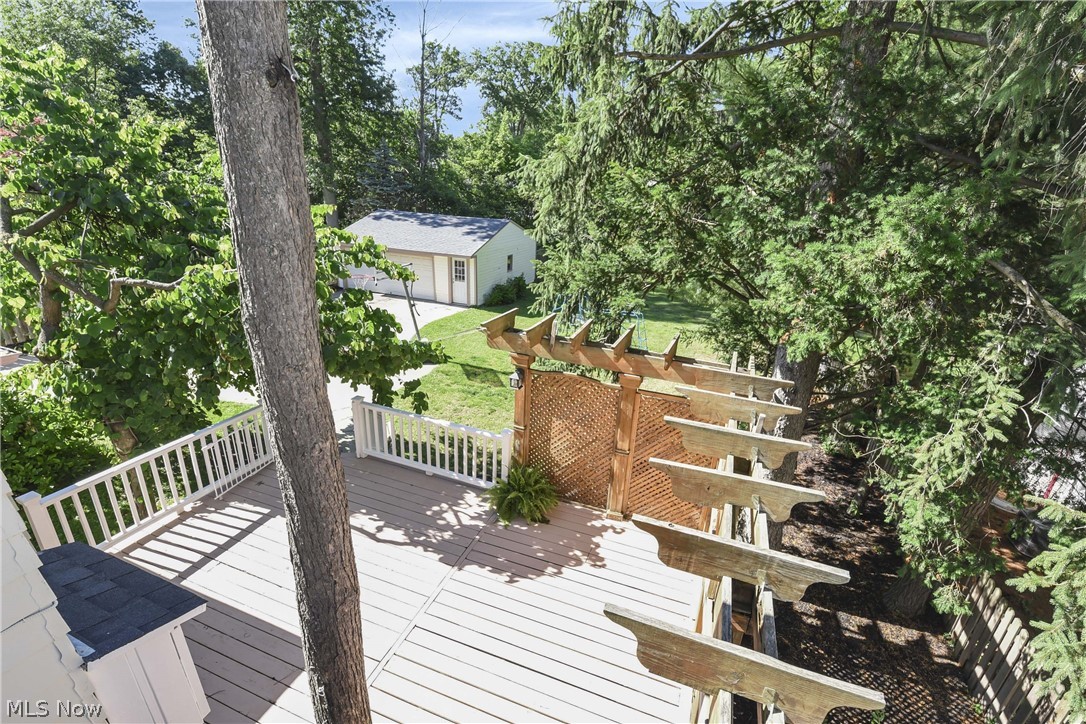 28302 W Oviatt Road Bay Village OH 44140