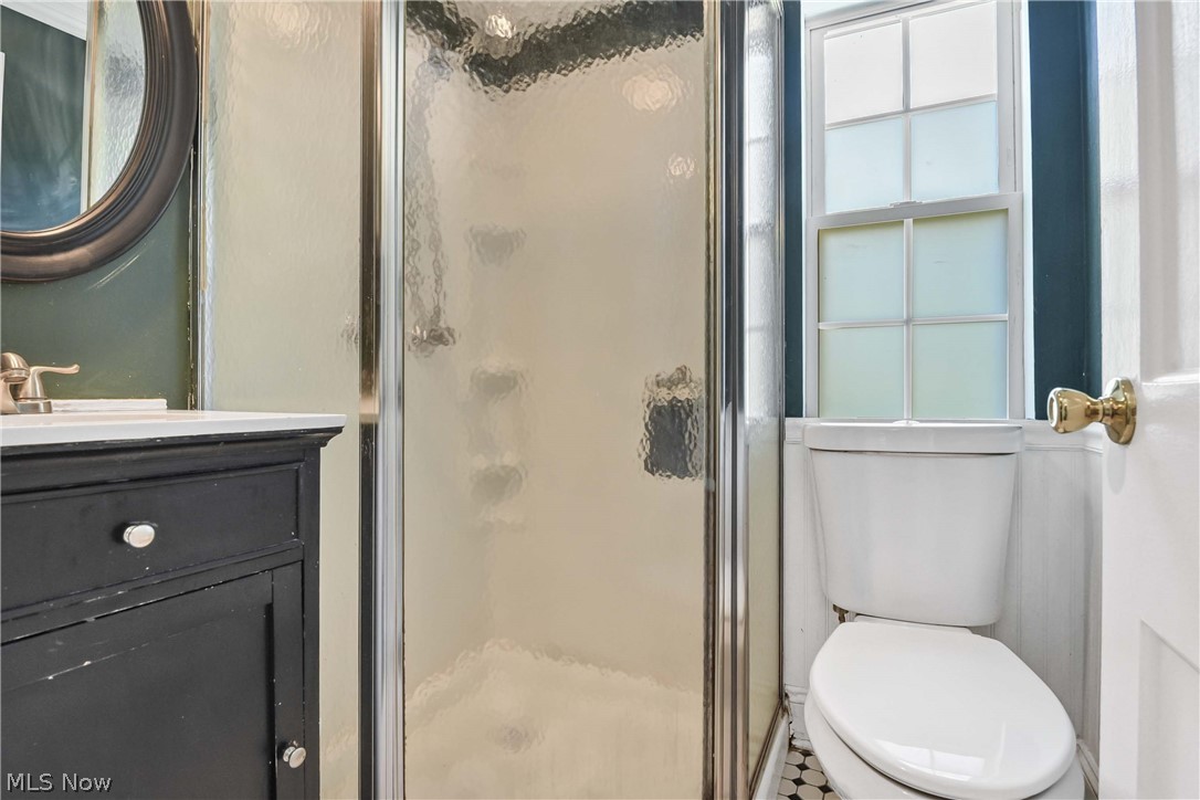 28302 W Oviatt Road Bay Village OH 44140