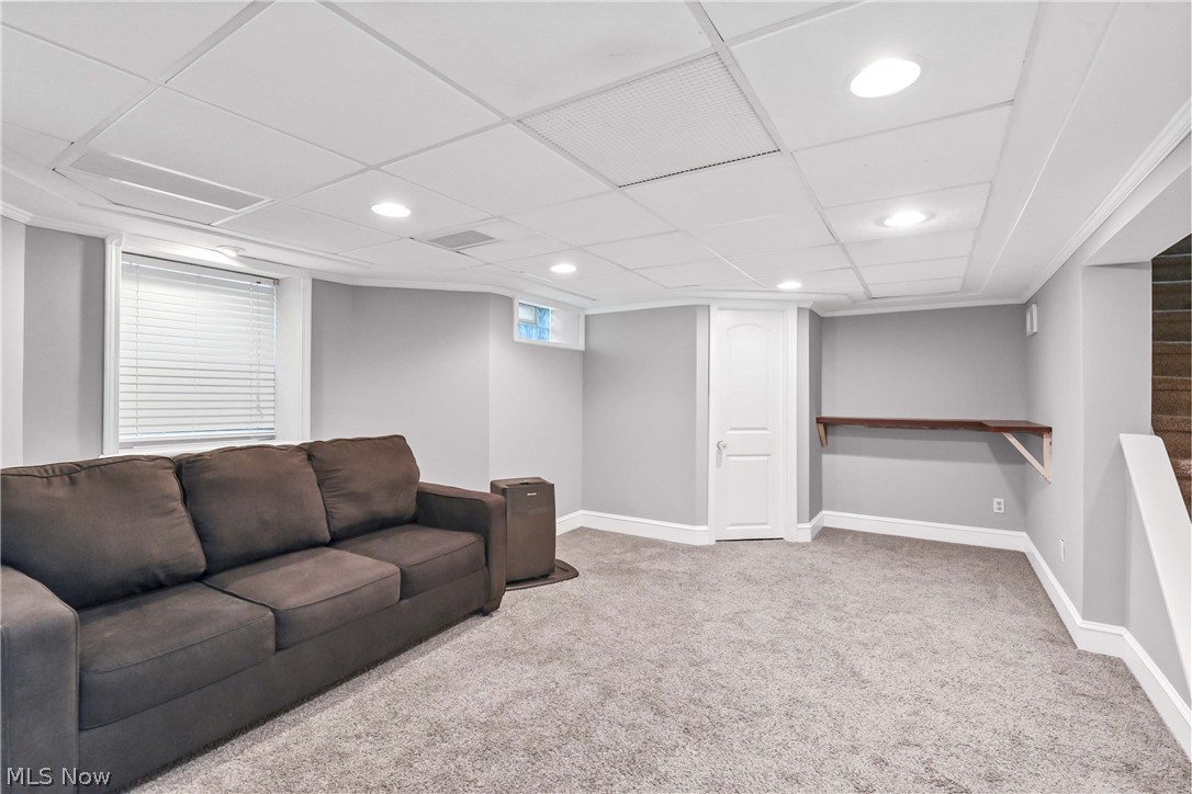 28302 W Oviatt Road Bay Village OH 44140