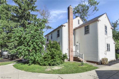28302 W Oviatt Road Bay Village OH 44140