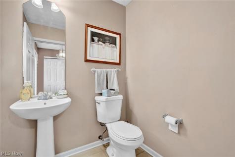 9788 Nicole Lane Olmsted Twp OH 44138