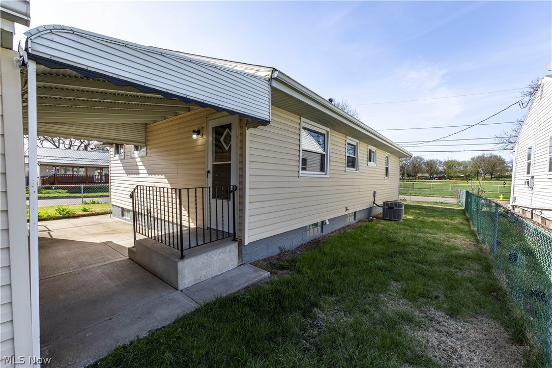 1132 Battles Avenue Akron OH 44314