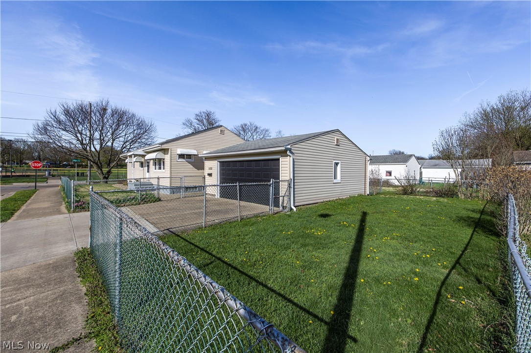 1132 Battles Avenue Akron OH 44314